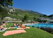 Ingresso libero nella piscina pubblica di Naturno