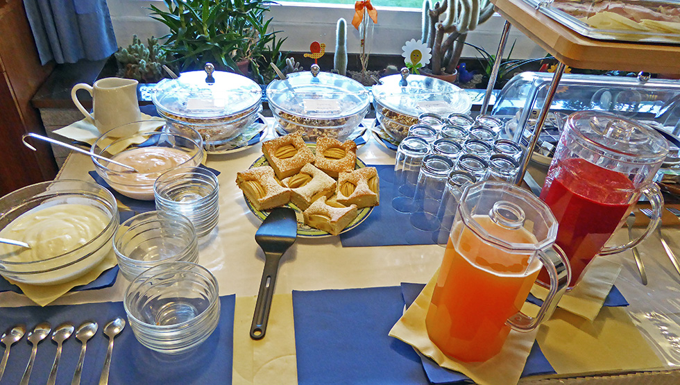 Buffet della prima colazione nel Garni Alpenland **