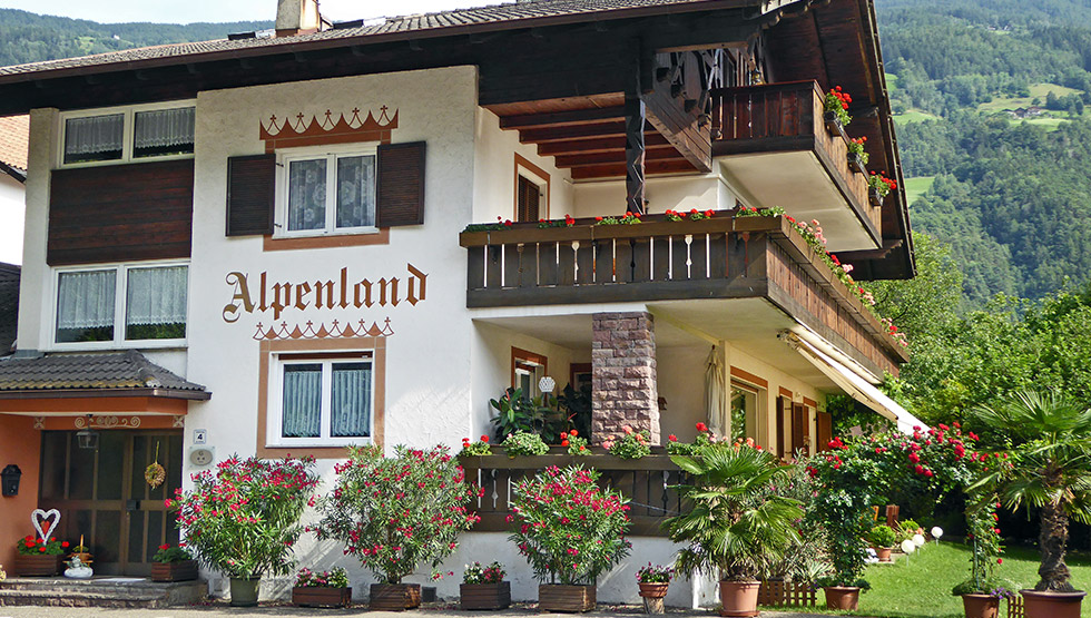 Garni Alpenland a Plaus/Naturno nei pressi di Merano