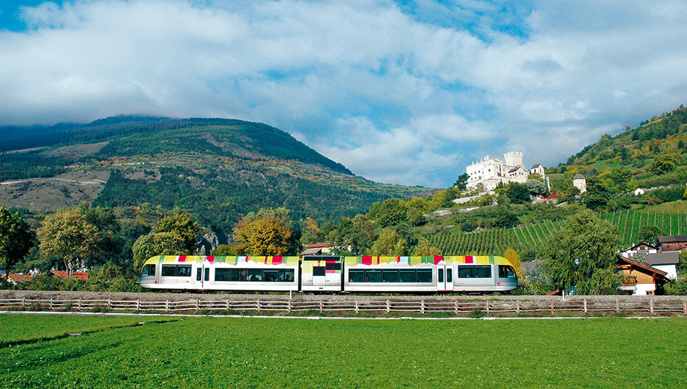 Anreise nach Plaus mit dem Vinschger Zug